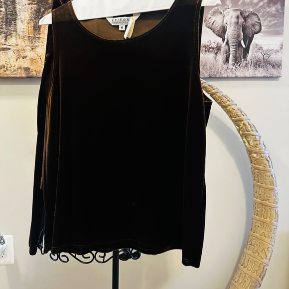 Cardigan/Tank Top Set - Picture 2 of 2